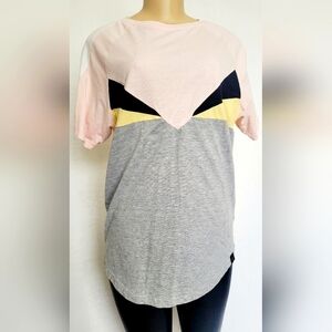 SoulStar England Women's Cotton/Viscose T-Shirt Colorblock Curvy Hem Medium